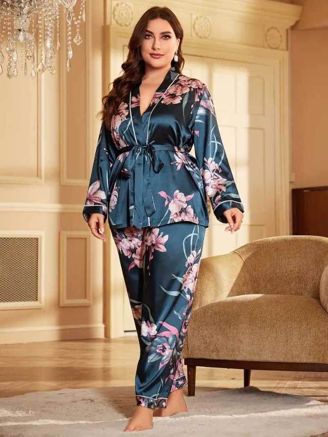 Pijama imprimeu floral din satin 100%